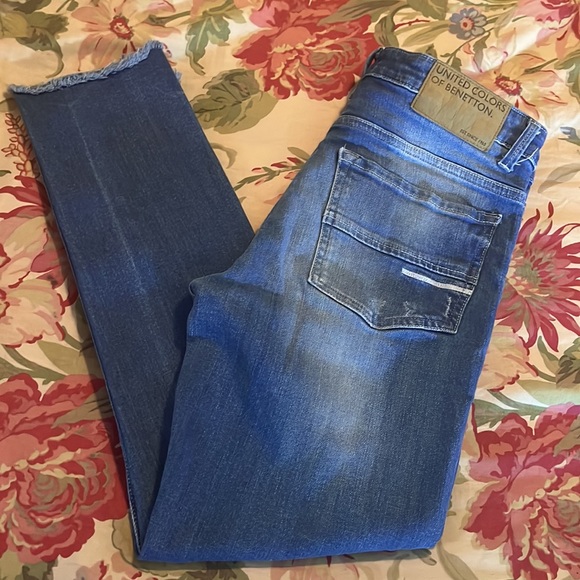 BENETTON JEANS Size 32 x 28 Classic Denim Low Crotch Stretch Cotton Distressed - Picture 11 of 16